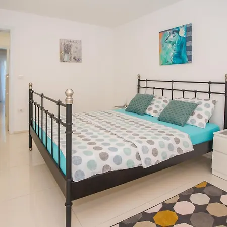 Apartament Zagar *